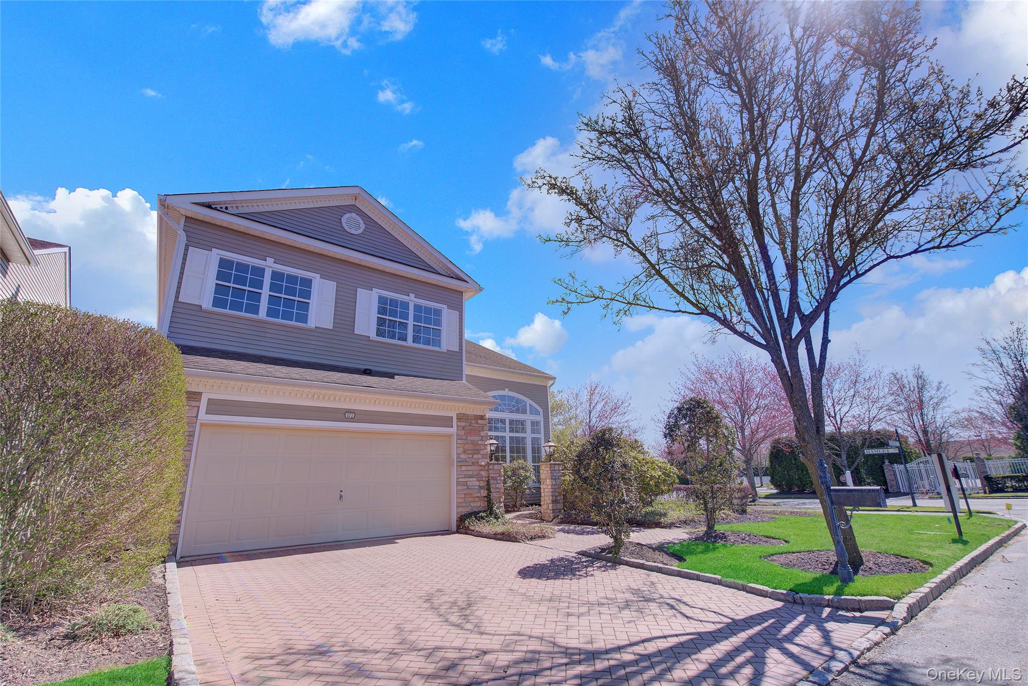 177 Hamlet Drive Property Photo 2