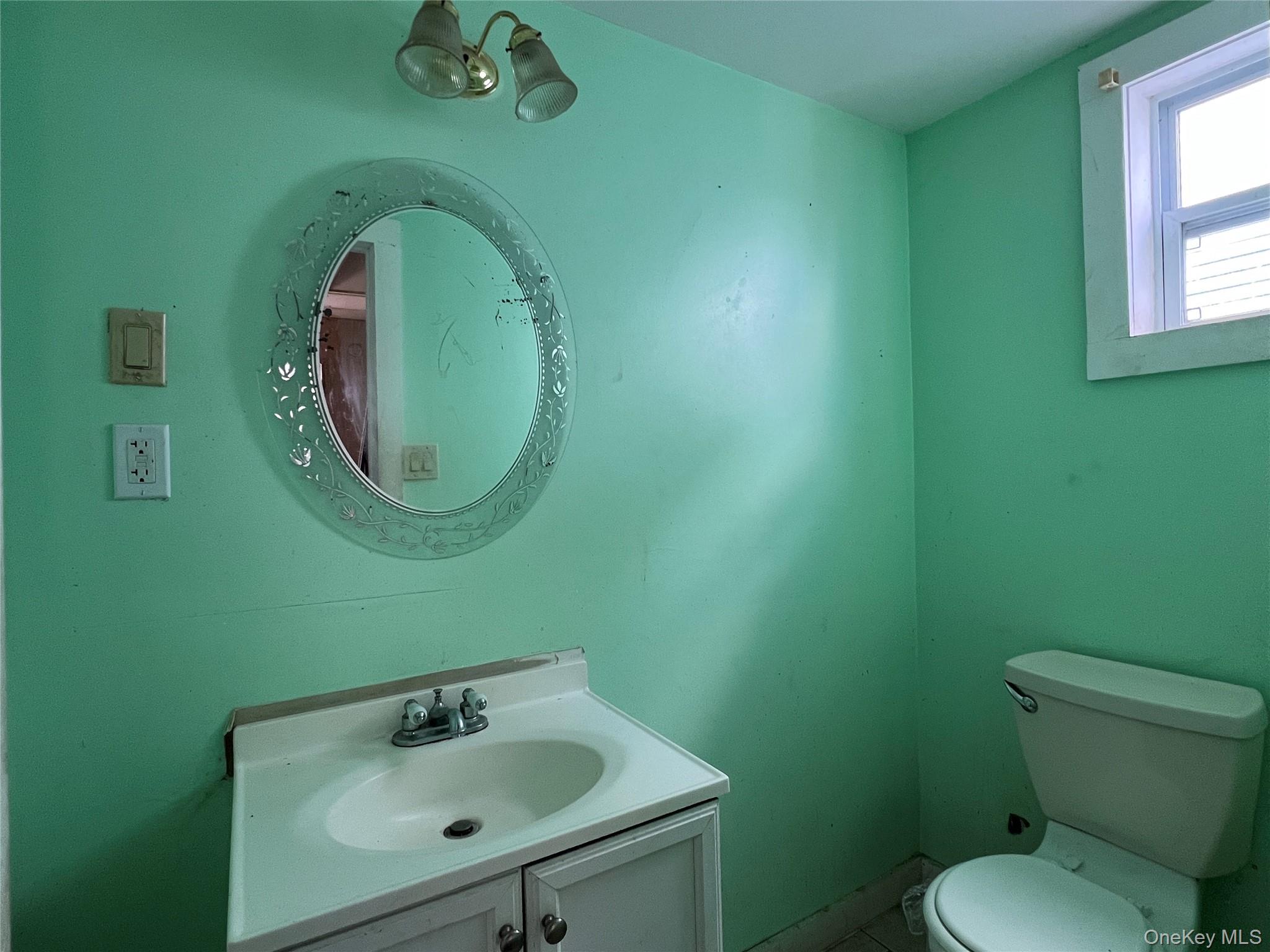 8 Grant Street Property Photo 5
