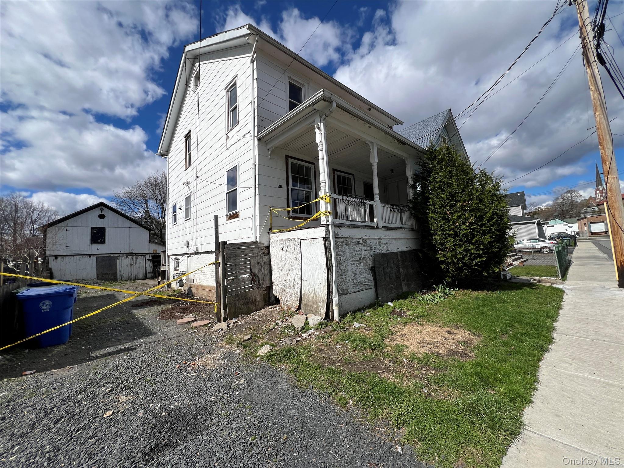 8 Grant Street Property Photo 10