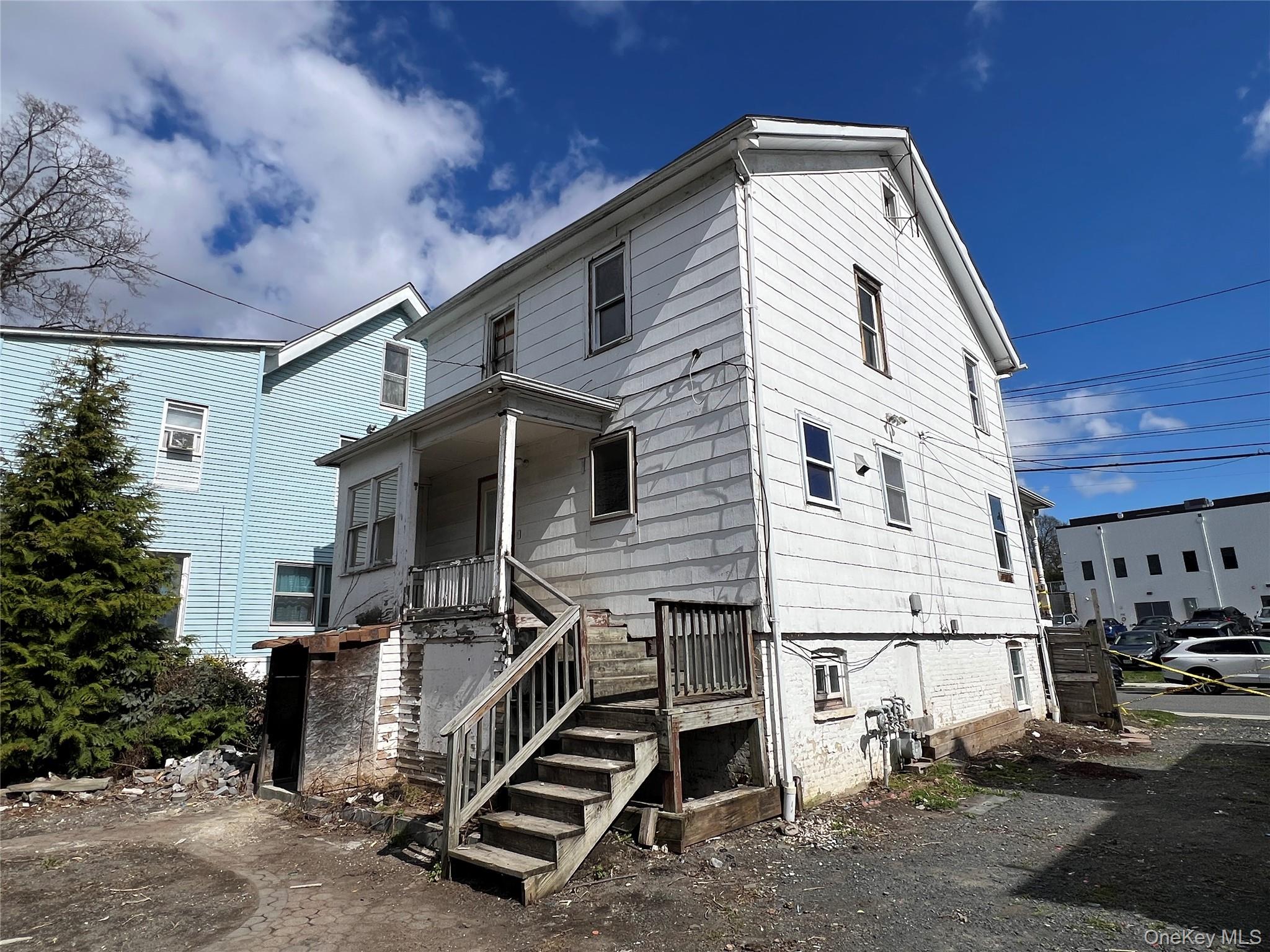 8 Grant Street Property Photo 12