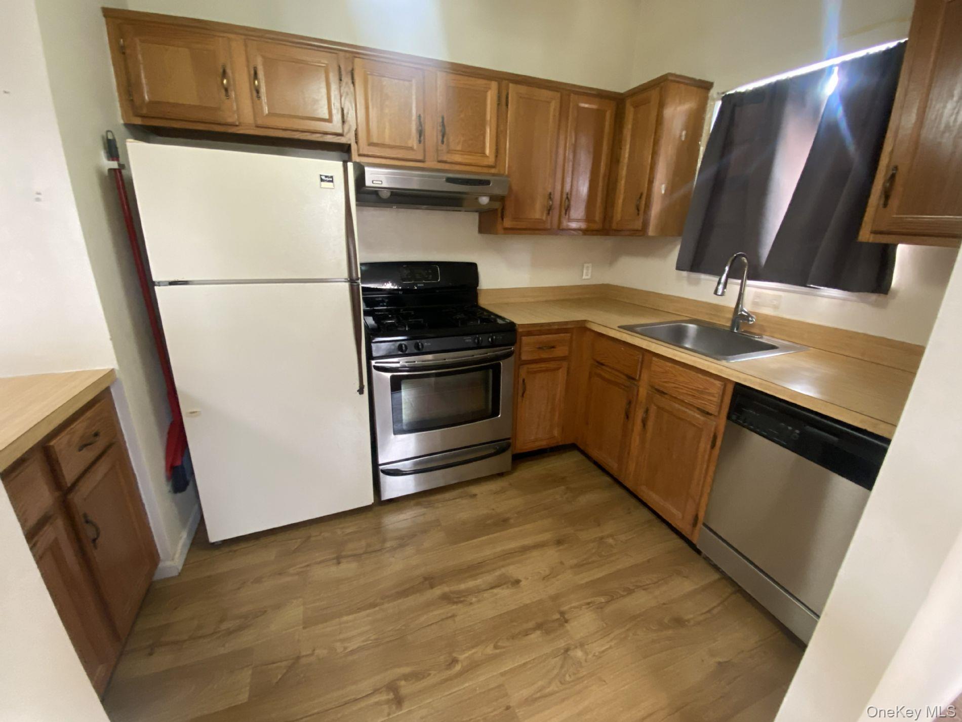 2 Lexington Hill 12 Property Photo 6