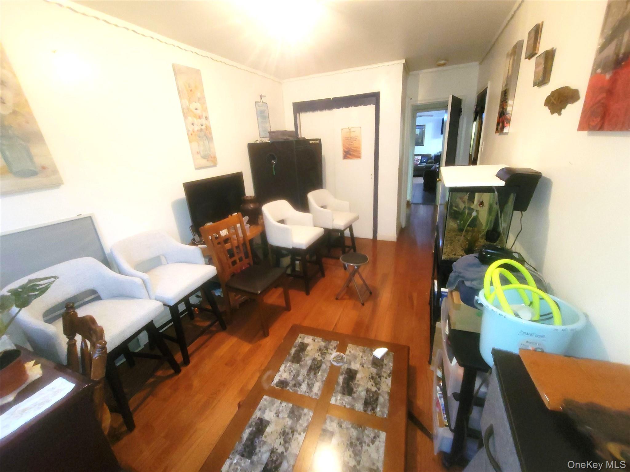 970 E 108th Street Property Photo 9