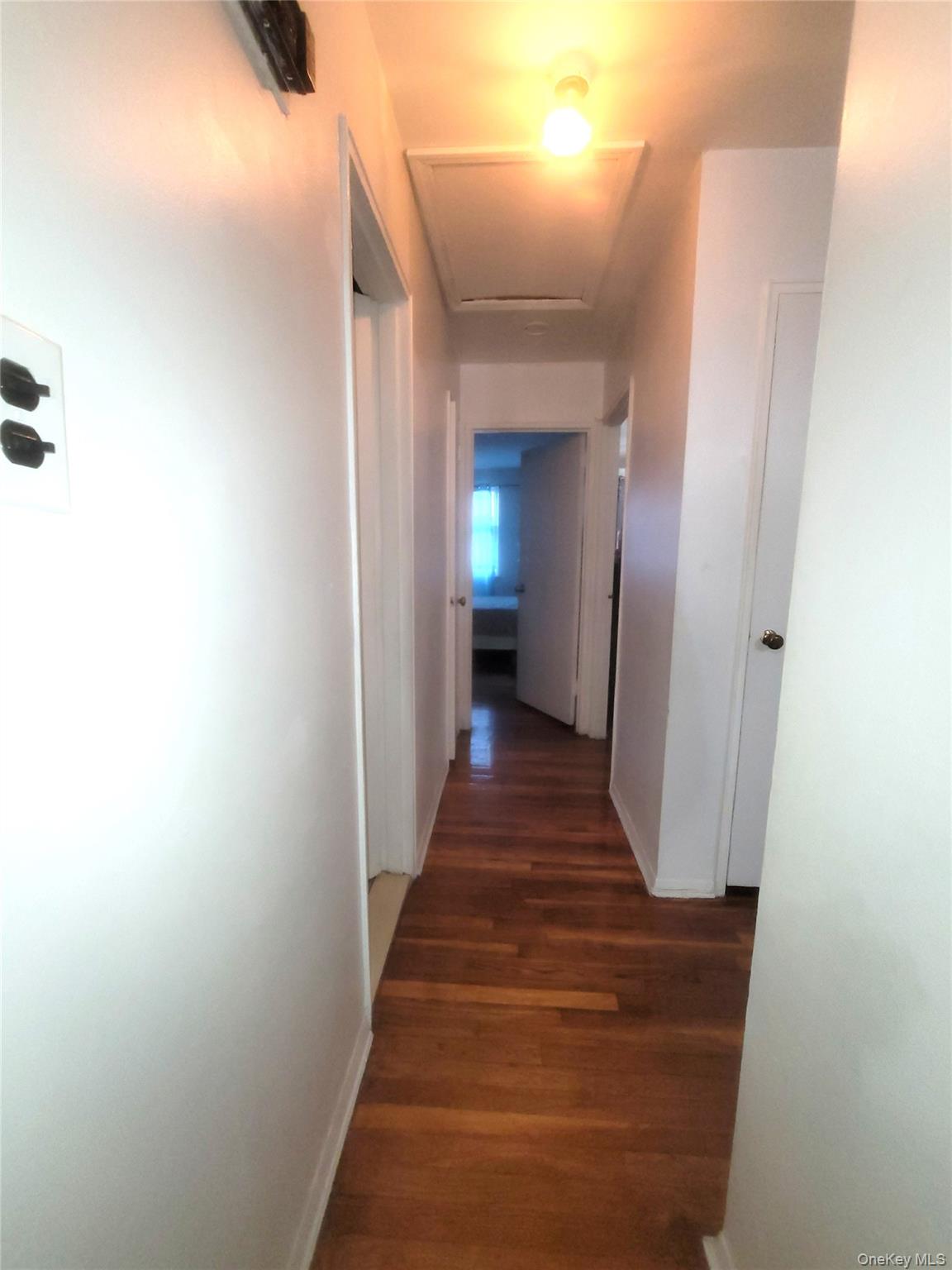 970 E 108th Street Property Photo 13