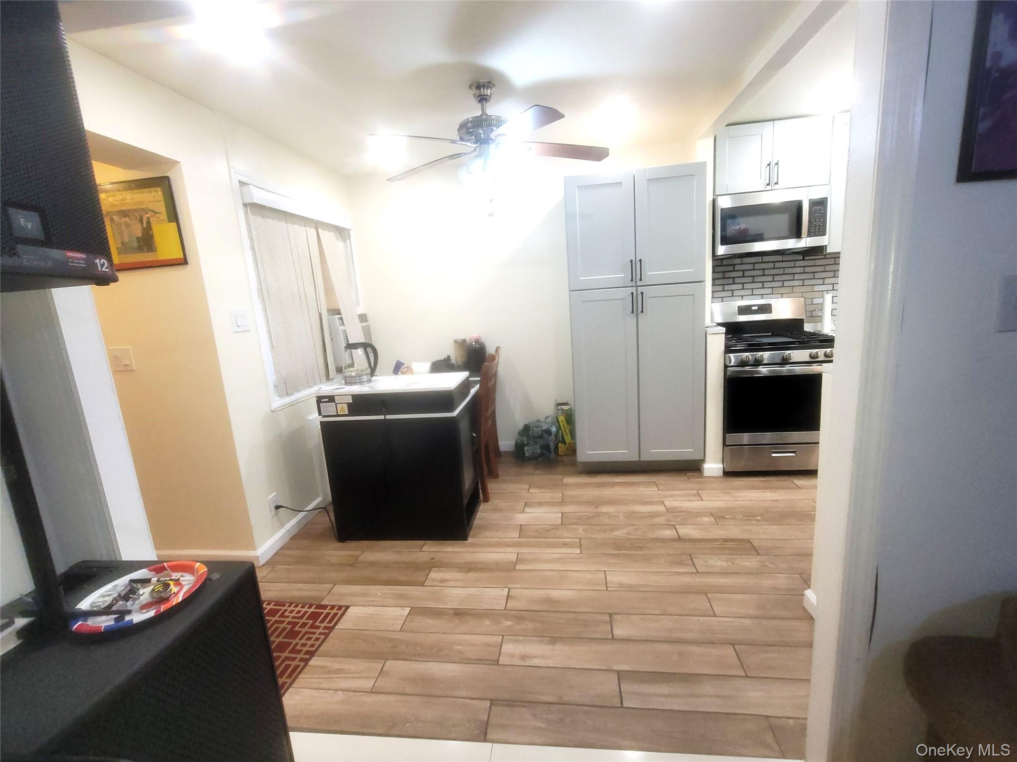 970 E 108th Street Property Photo 15