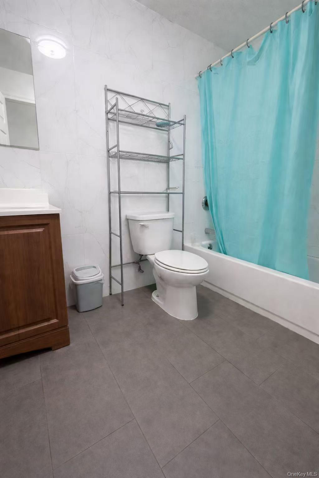102-03 Jamaica Avenue Property Photo 10