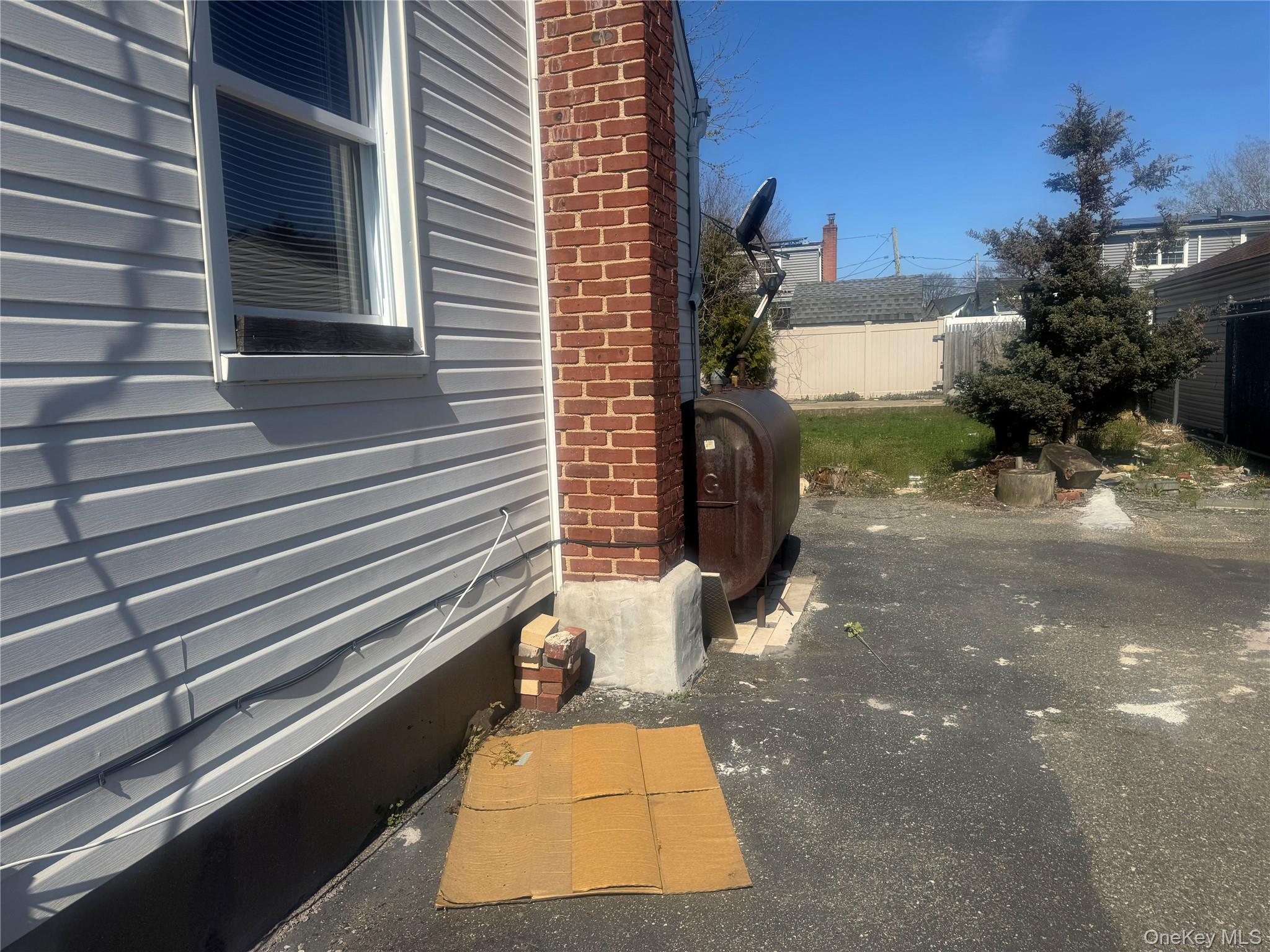 351 E Meadow Avenue Property Photo 2