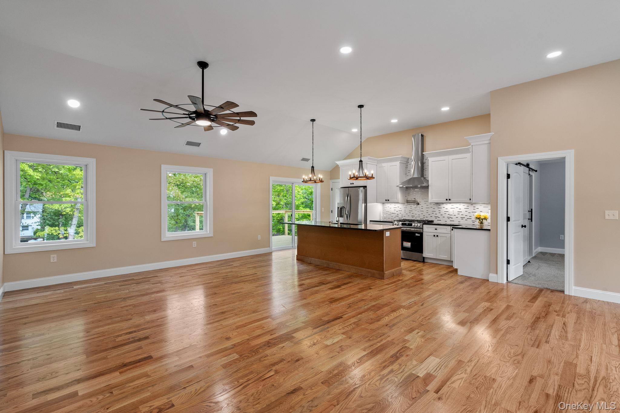61 Smith Avenue Property Photo 9