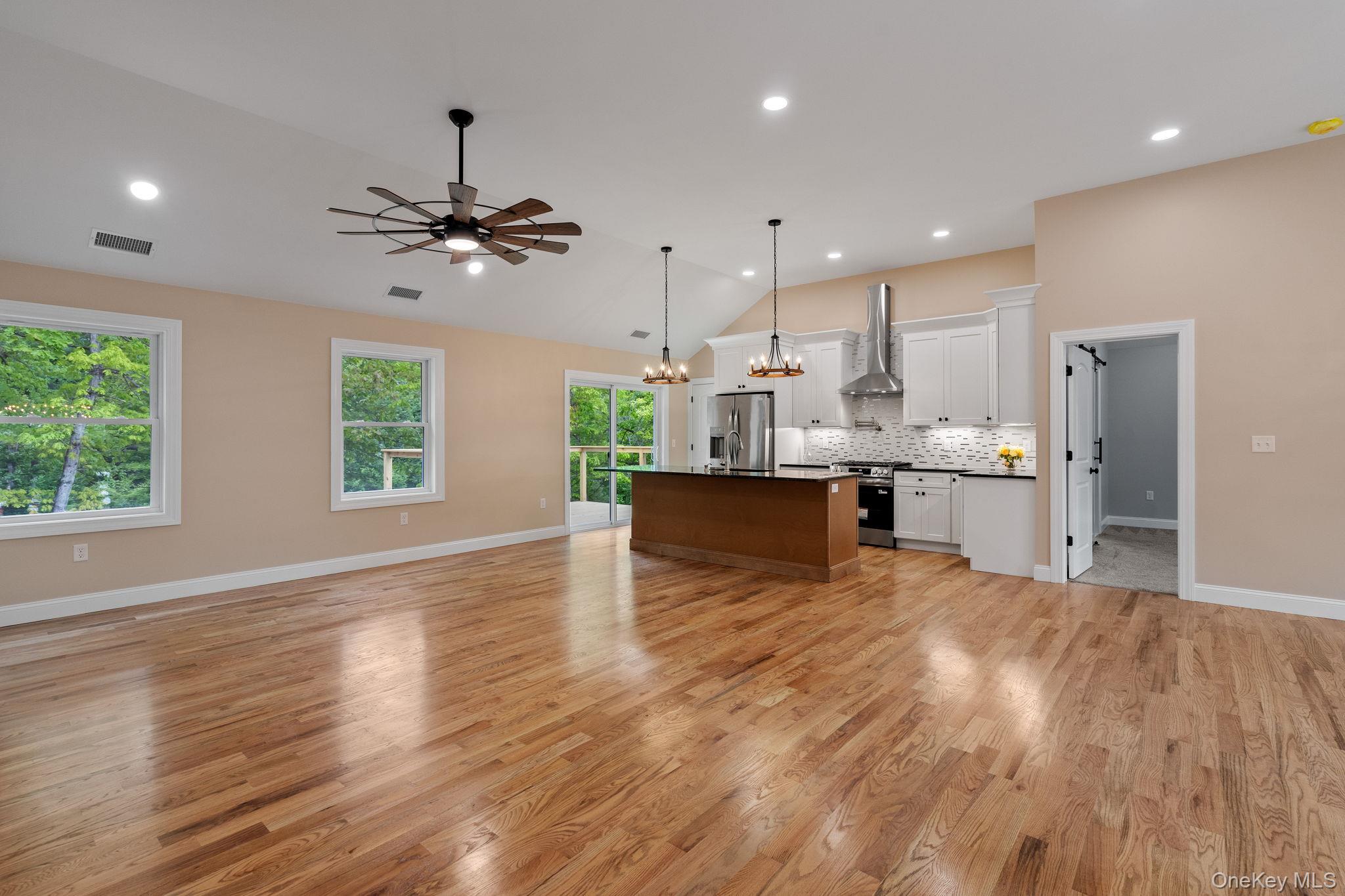 61 Smith Avenue Property Photo 10