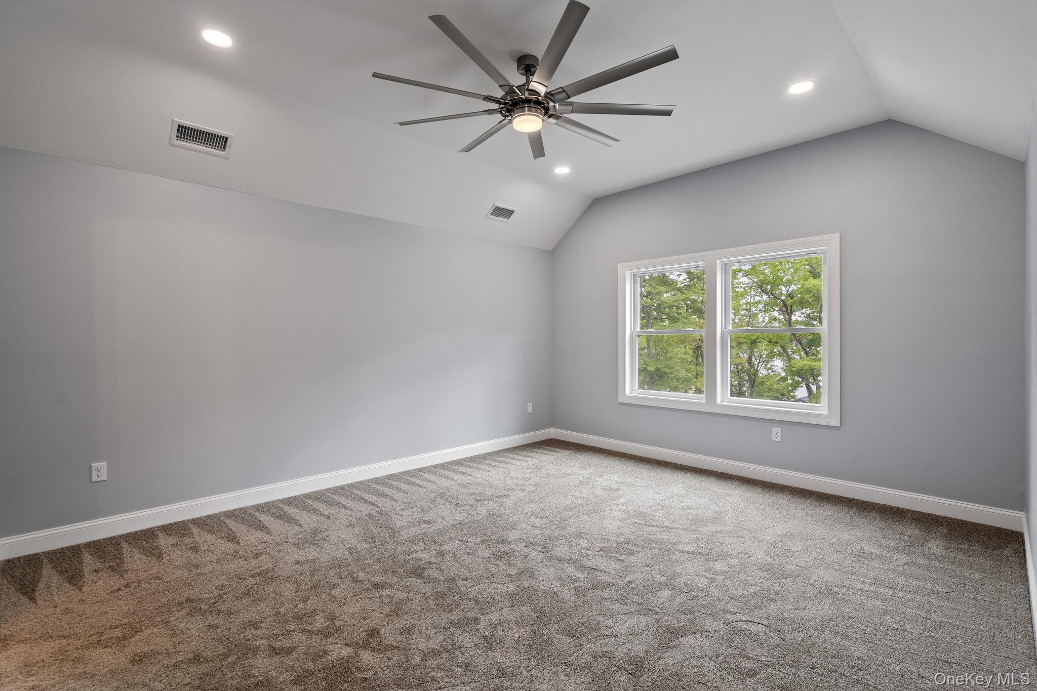 61 Smith Avenue Property Photo 16