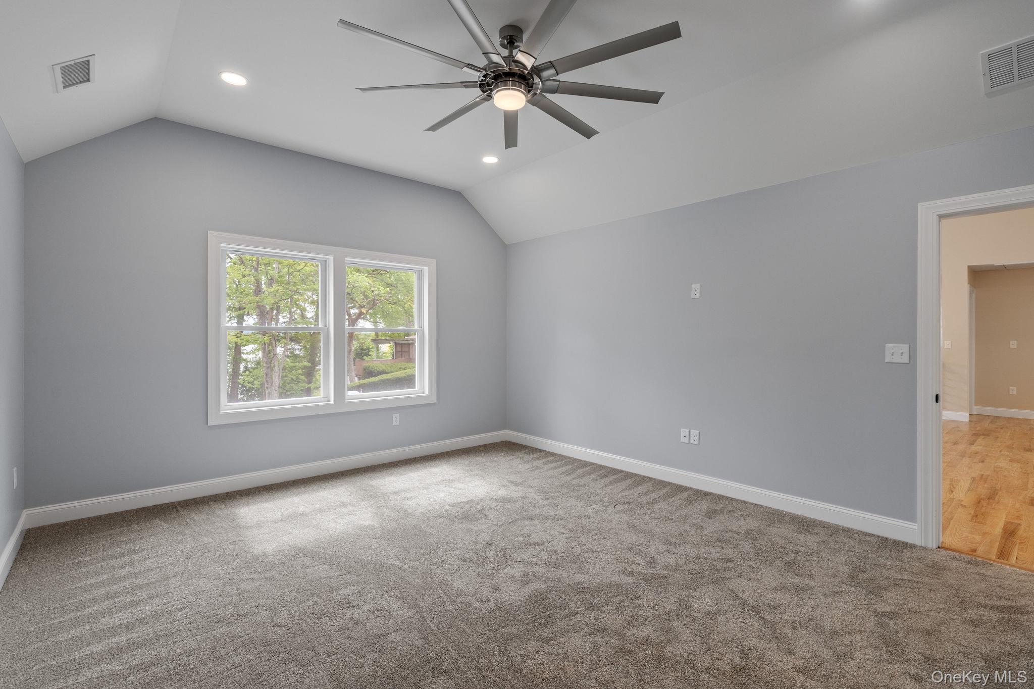 61 Smith Avenue Property Photo 17
