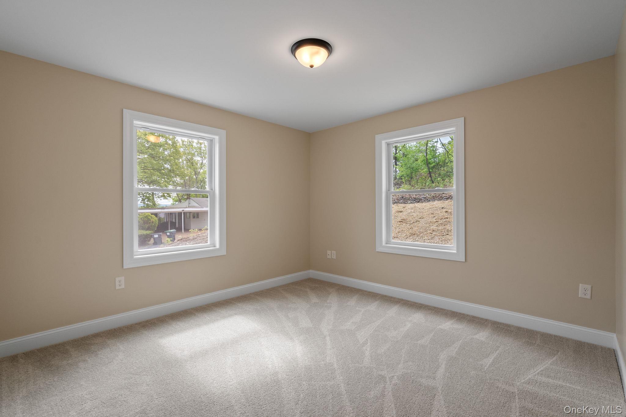 61 Smith Avenue Property Photo 21