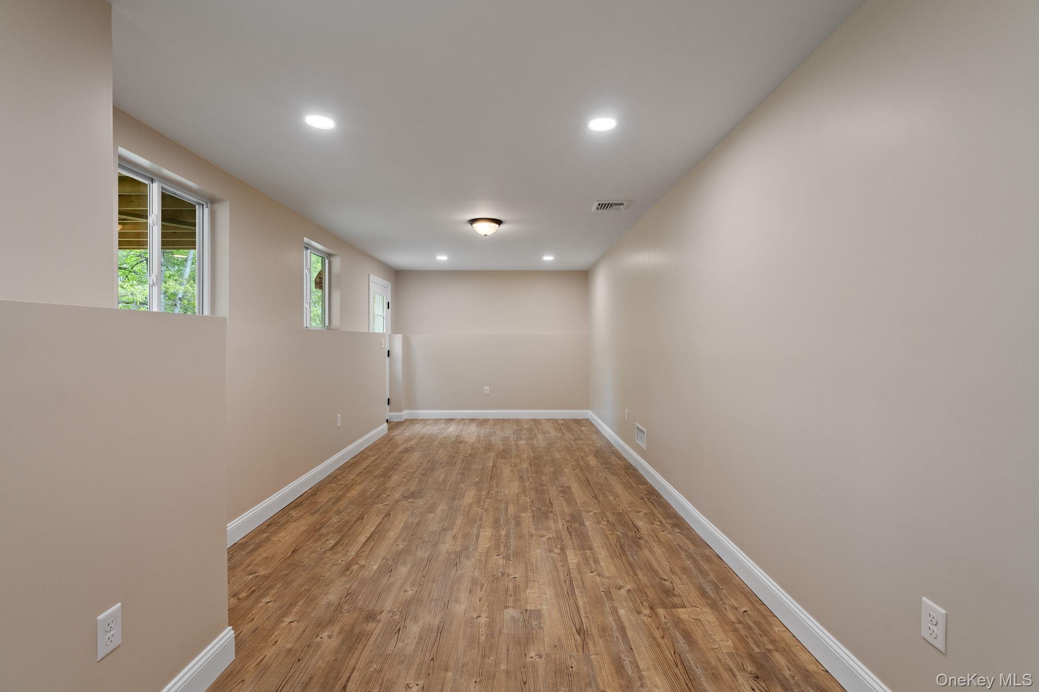 61 Smith Avenue Property Photo 31