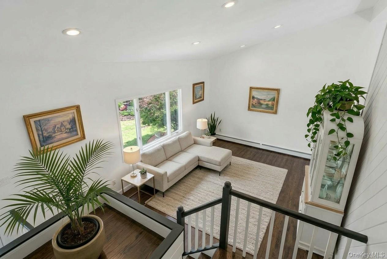 449 W Mombasha Road Property Photo 3