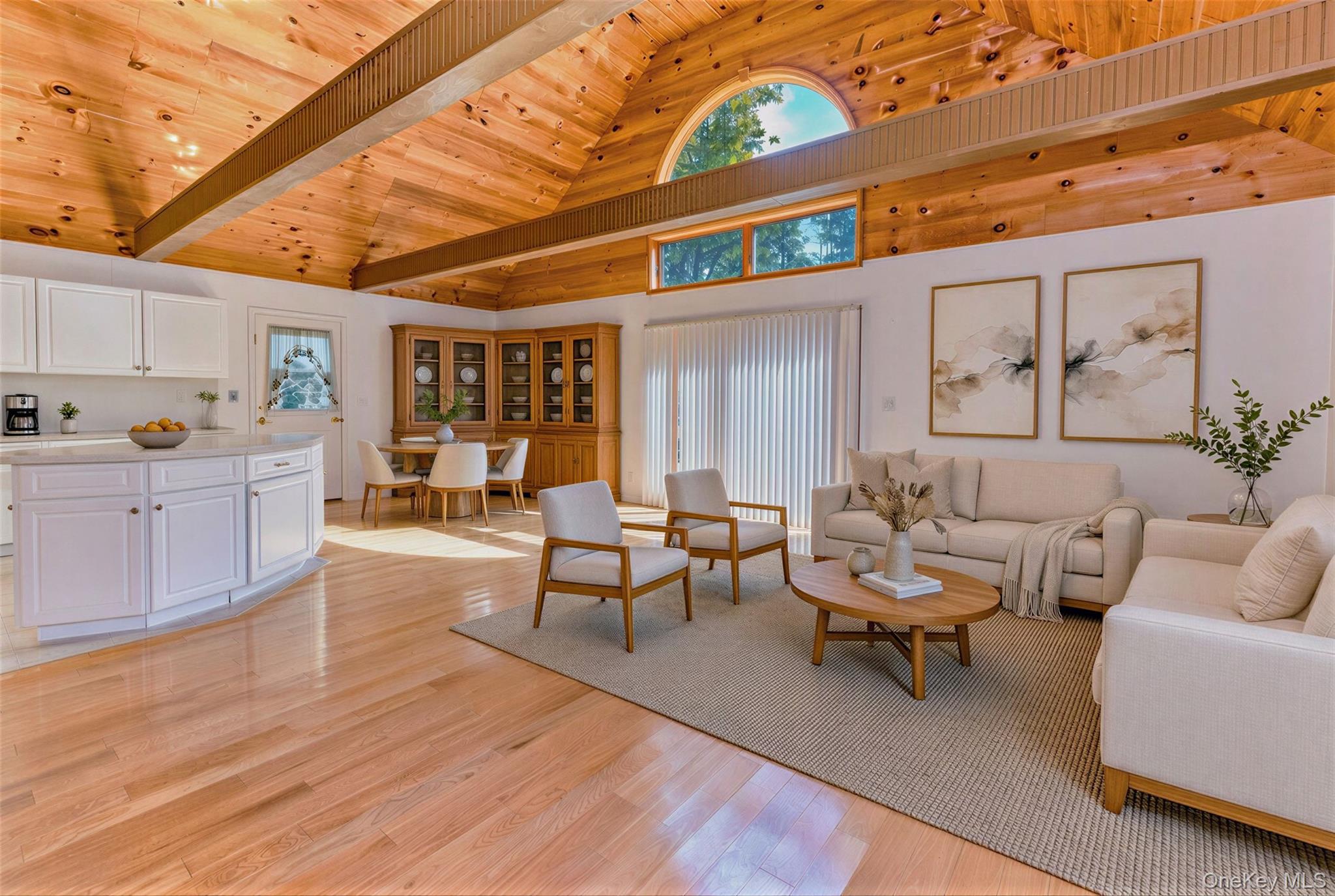 10 W Simmon Property Photo 1