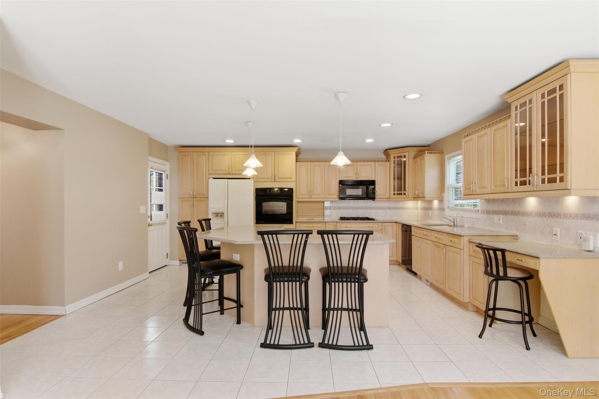 2295 3rd Street Property Photo 15