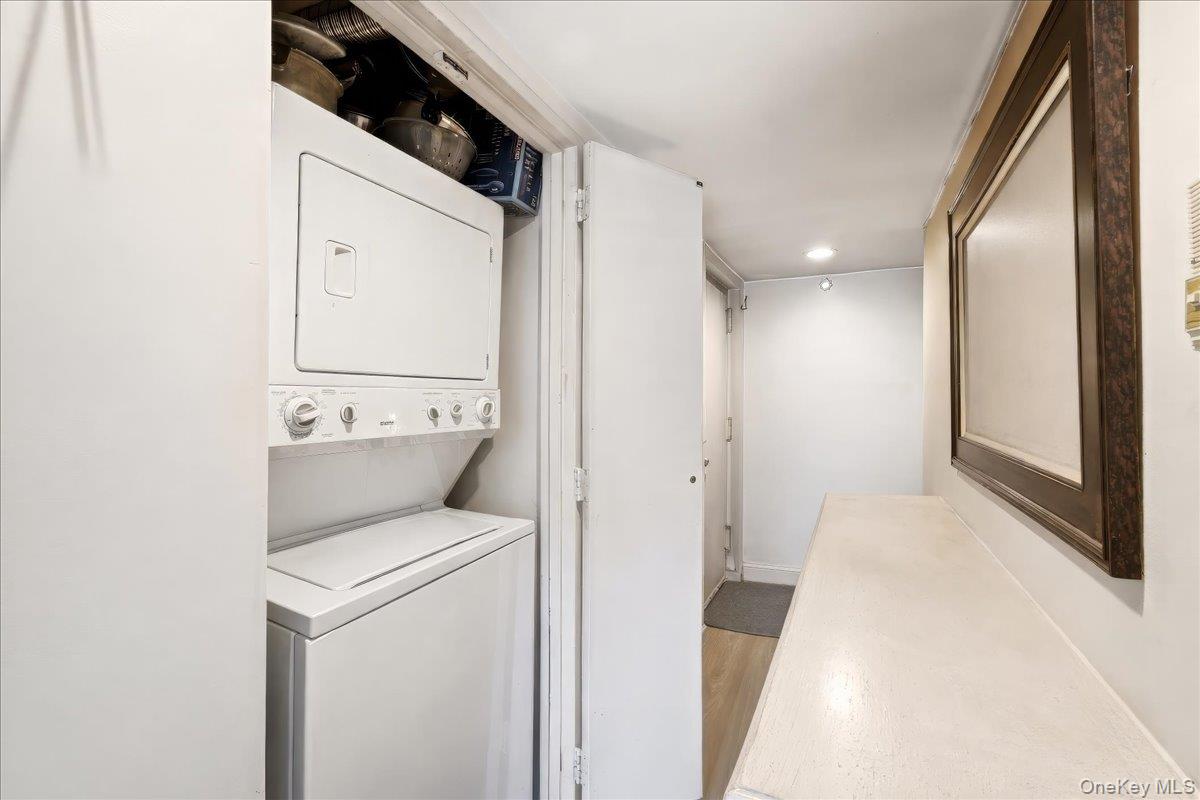 540 Ellsworth Avenue D2 Property Photo 6
