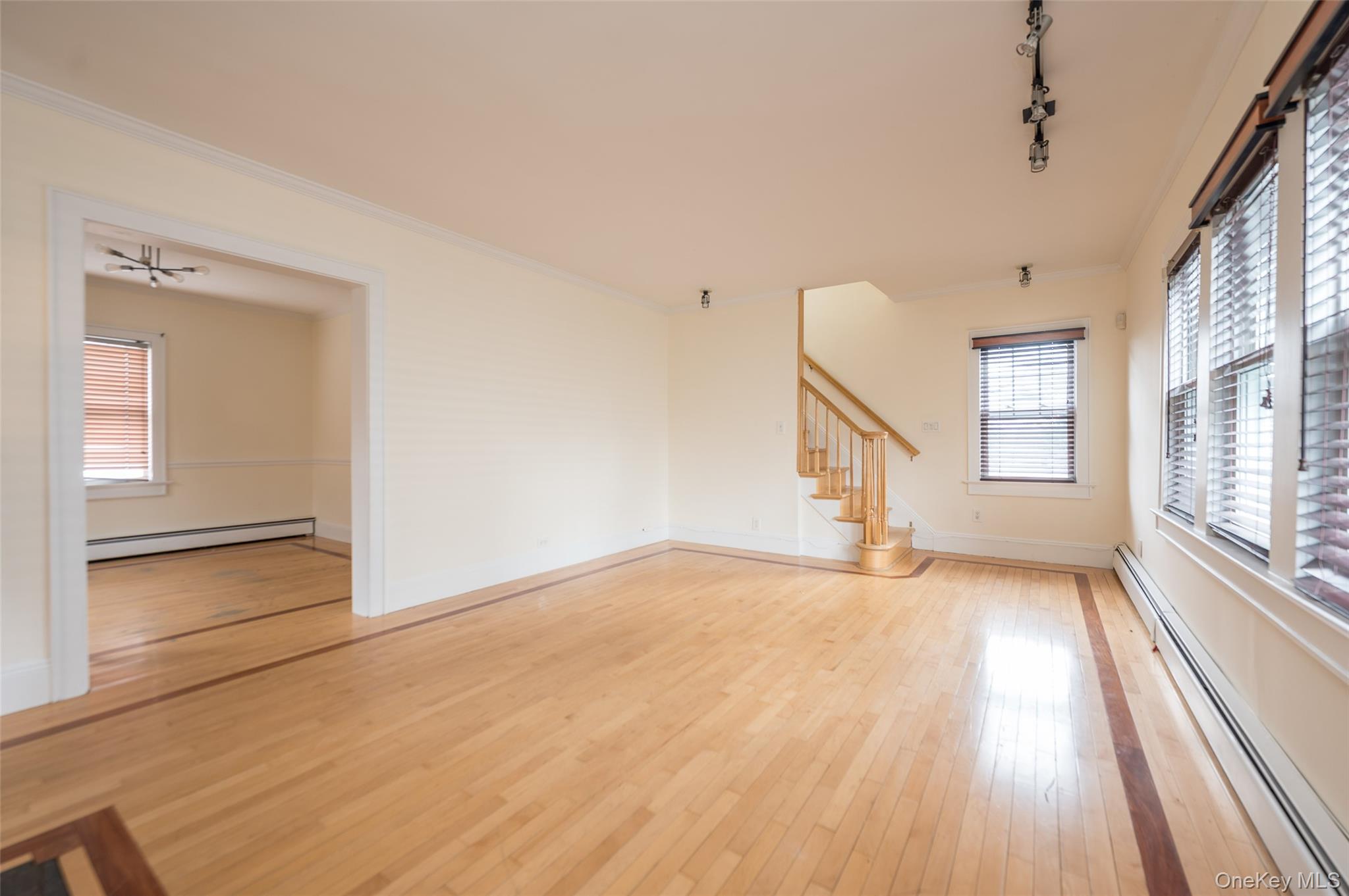 61 Roundhill Drive Property Photo 3