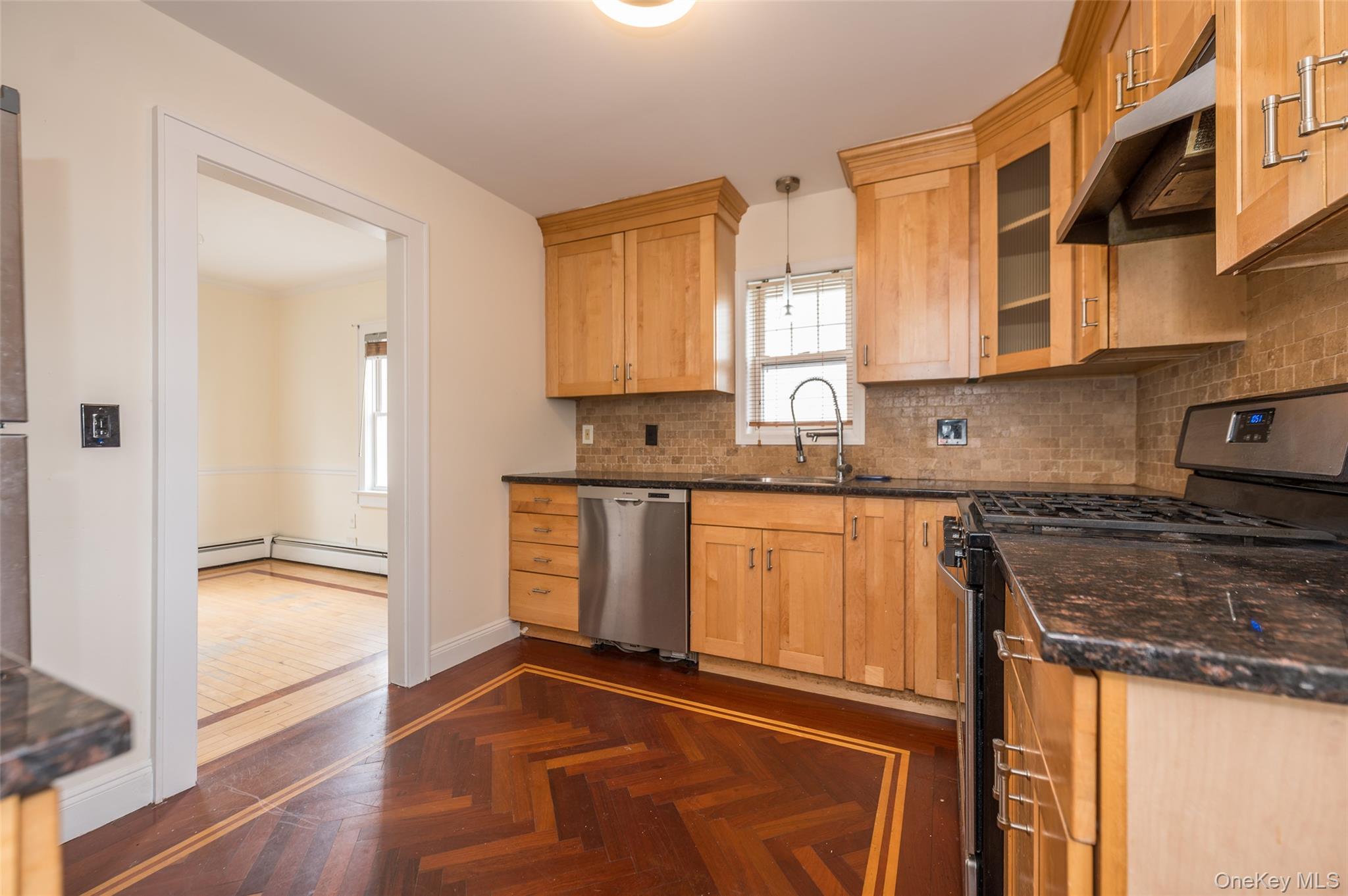 61 Roundhill Drive Property Photo 10