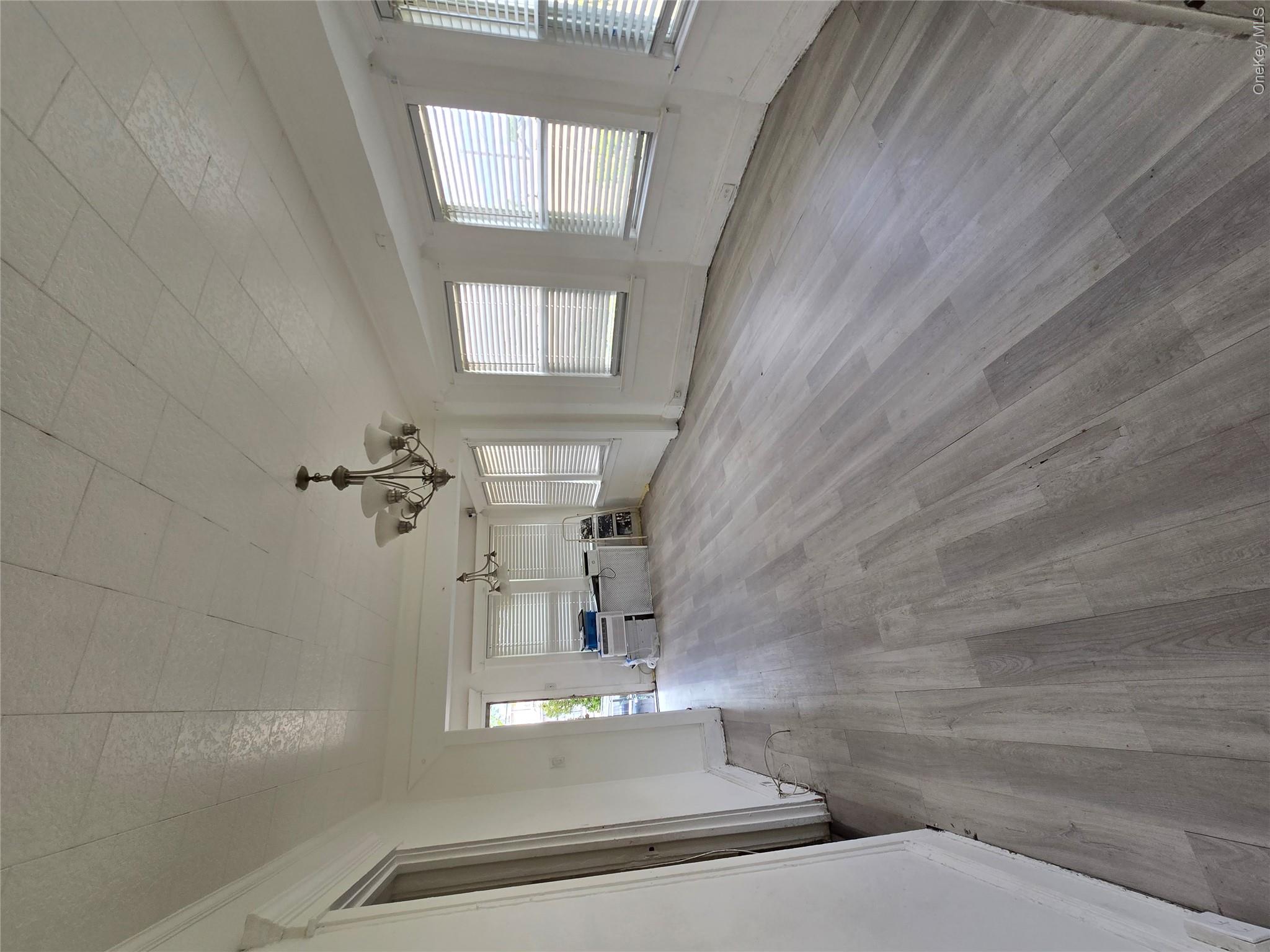 14262 Bascom Avenue Property Photo 6