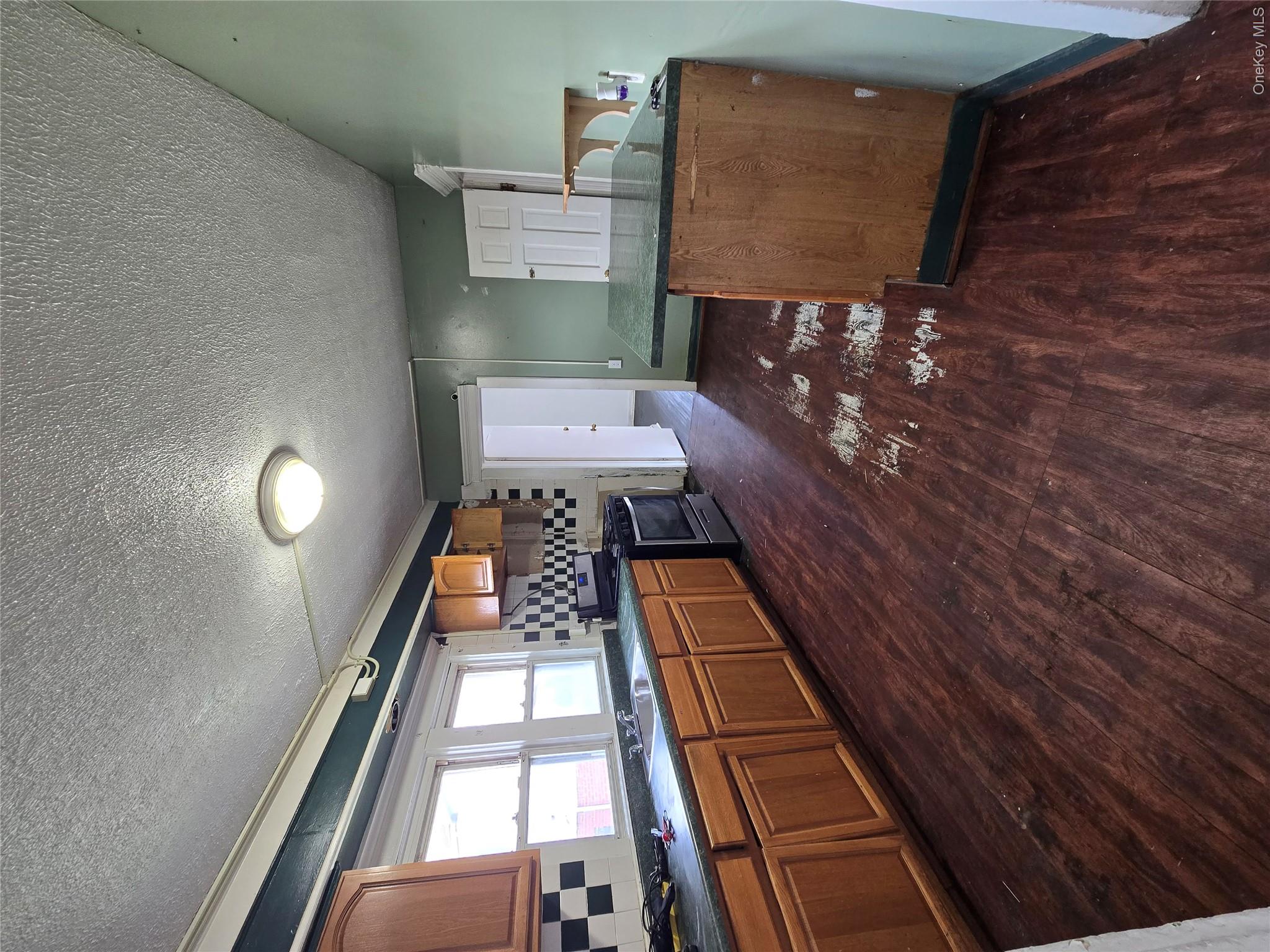 14262 Bascom Avenue Property Photo 7