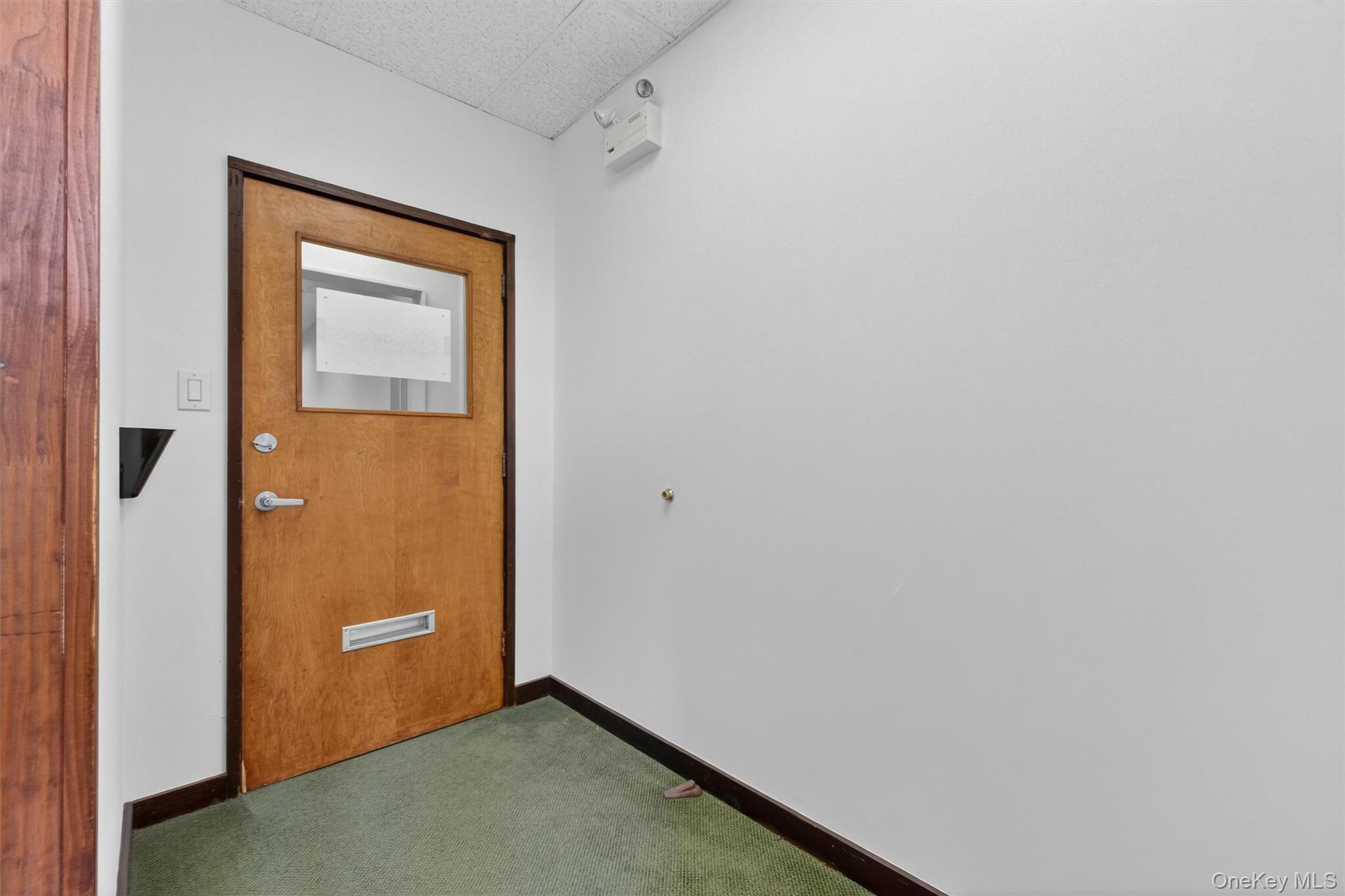 12 Raymond Avenue 1 Property Photo 11