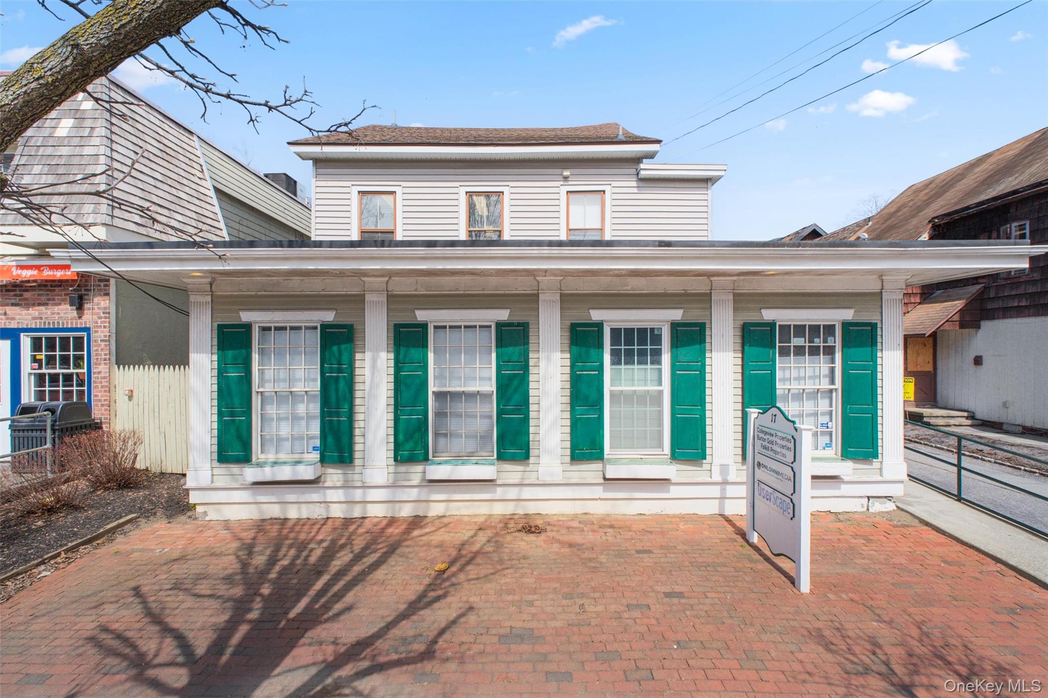17 Collegeview Avenue Property Photo 4