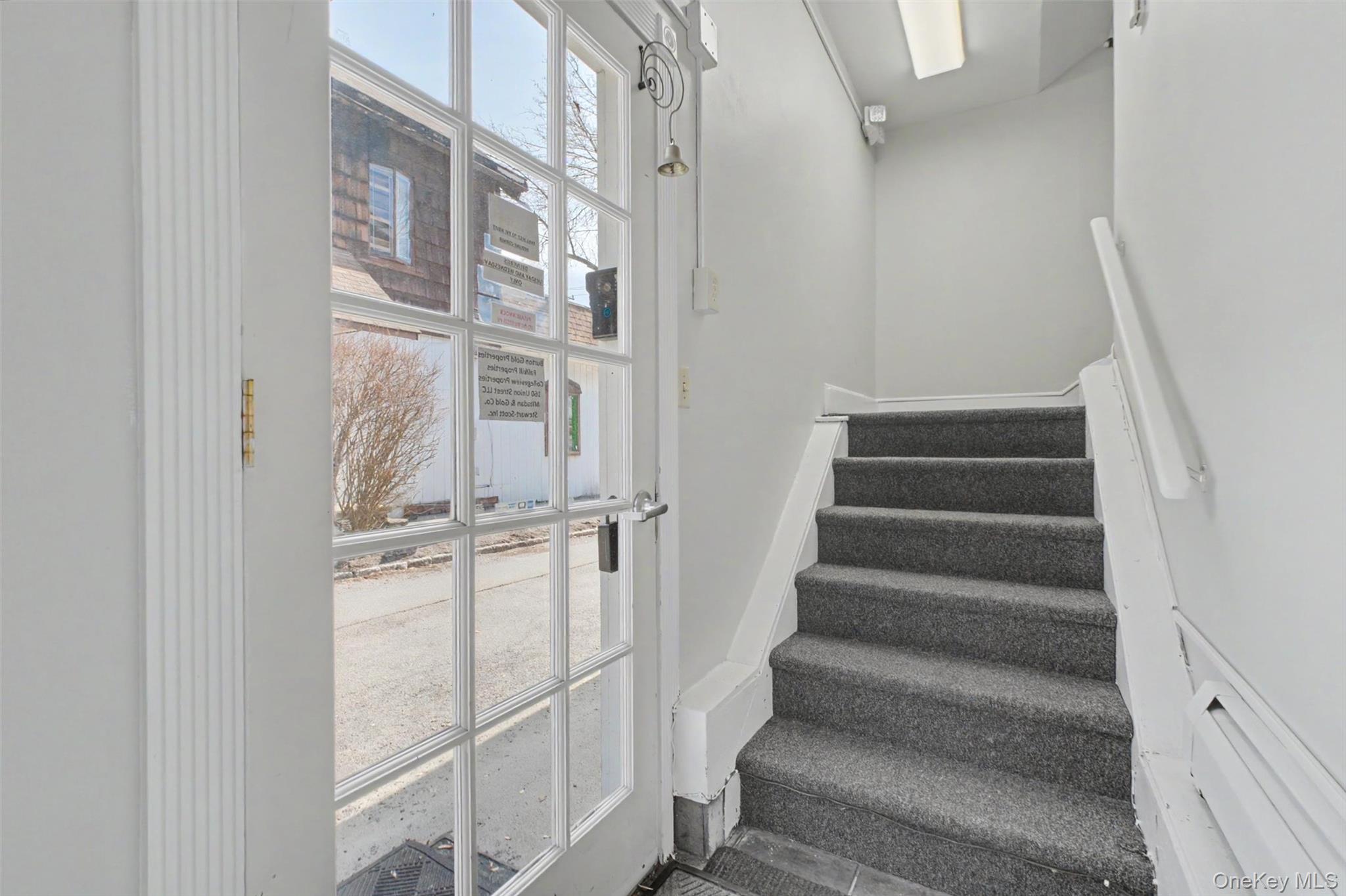 17 Collegeview Avenue Property Photo 5
