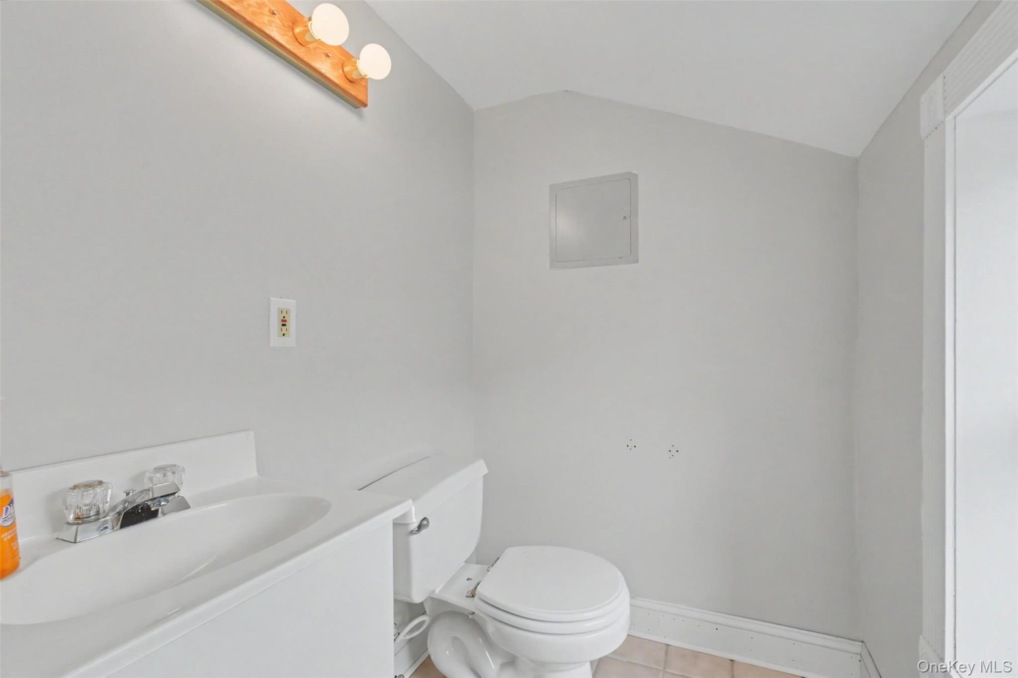 17 Collegeview Avenue Property Photo 22