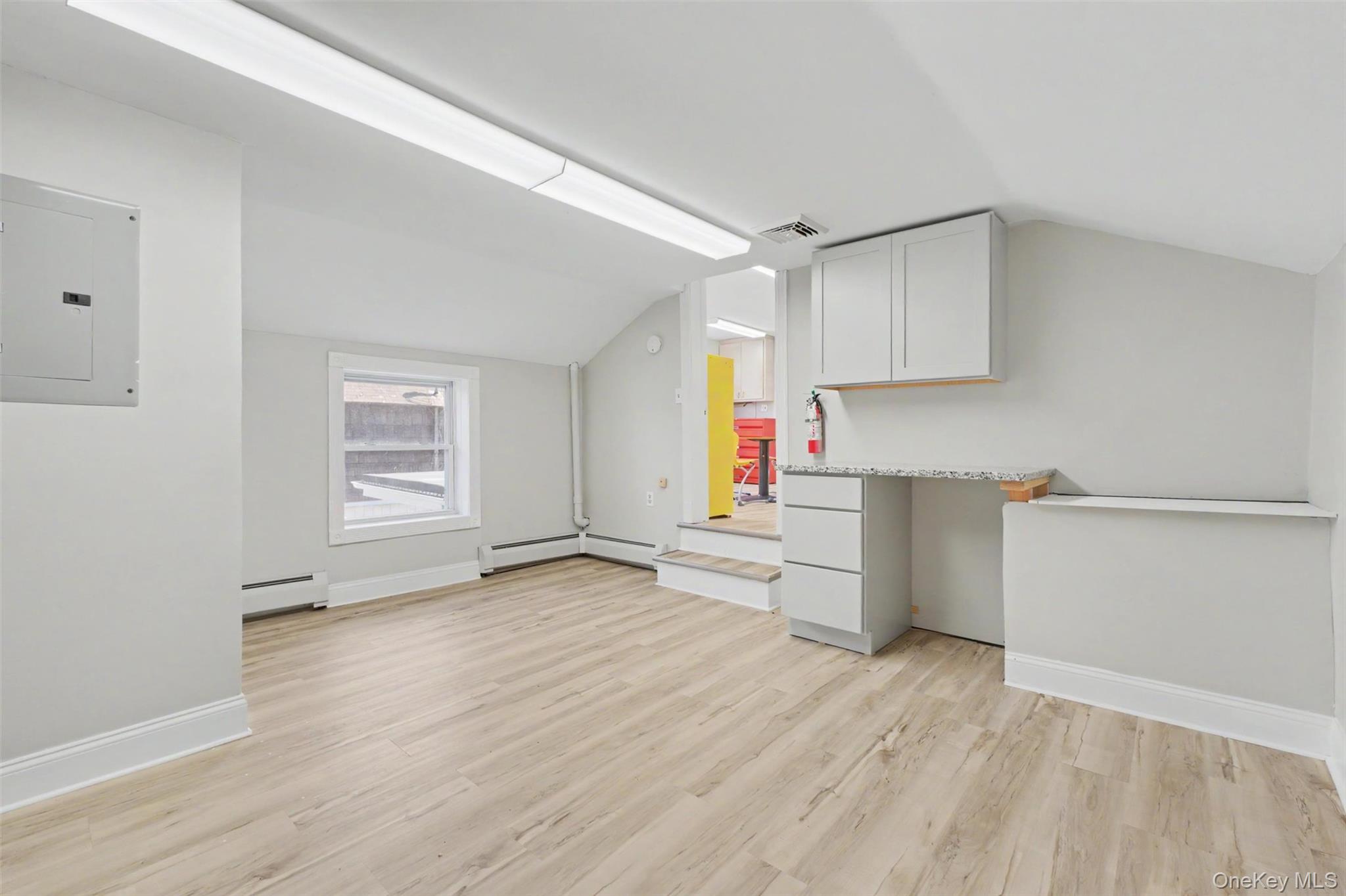 17 Collegeview Avenue Property Photo 23