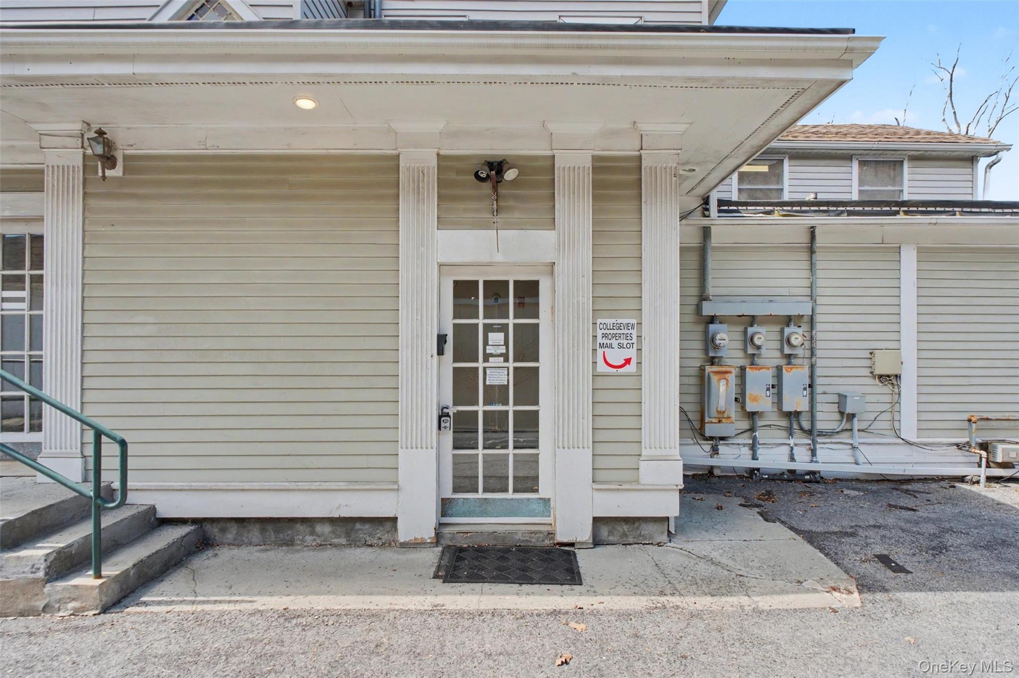 17 Collegeview Avenue Property Photo 25
