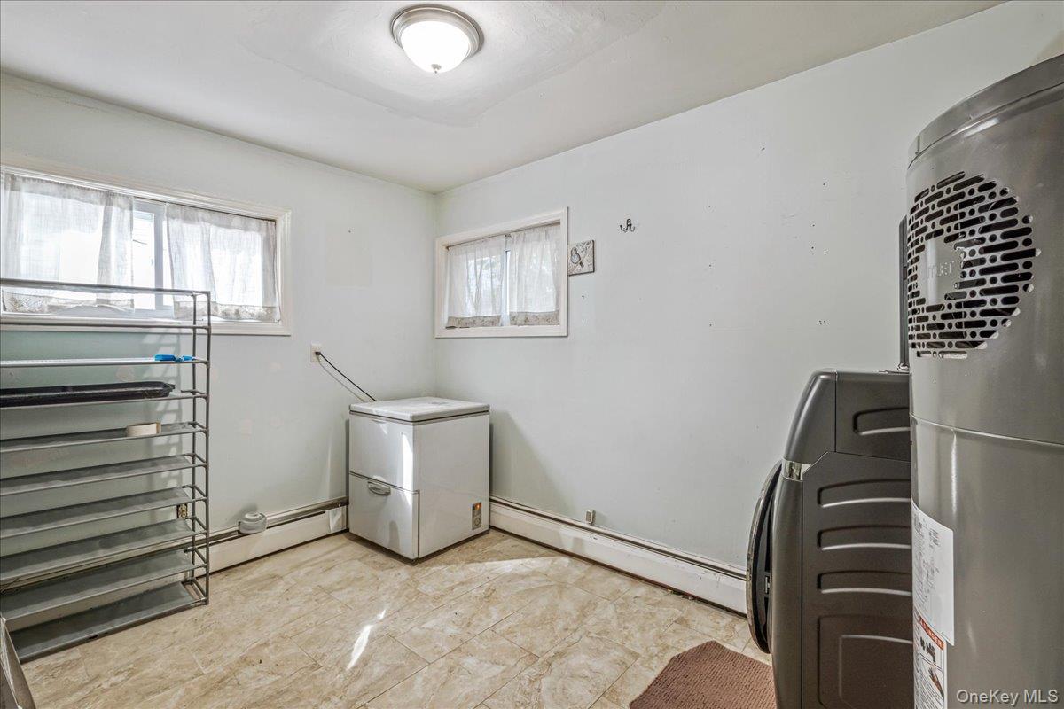 236 Duckpond Drive Property Photo 16