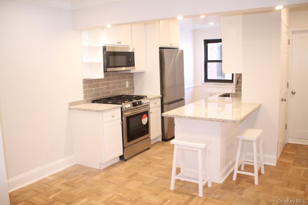 50 White Oak Street 1c Property Photo 7