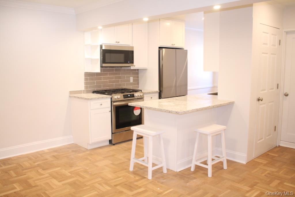50 White Oak Street 1c Property Photo 8