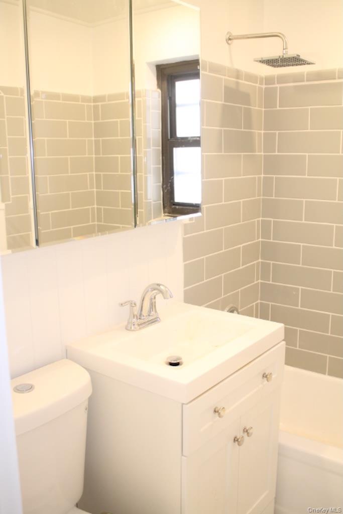50 White Oak Street 1c Property Photo 12