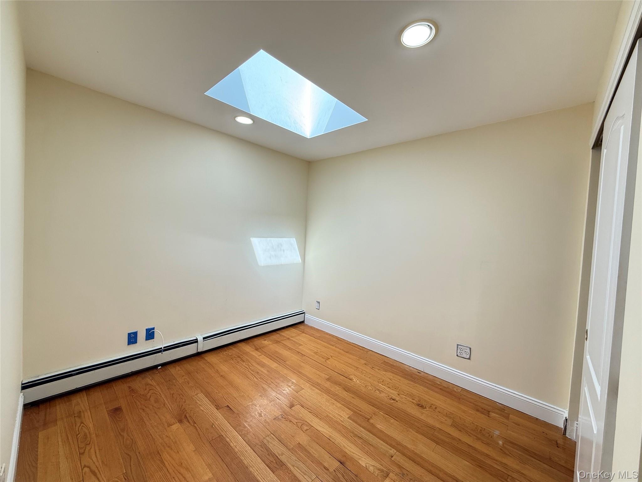 20-11 College Point Boulevard Property Photo 6