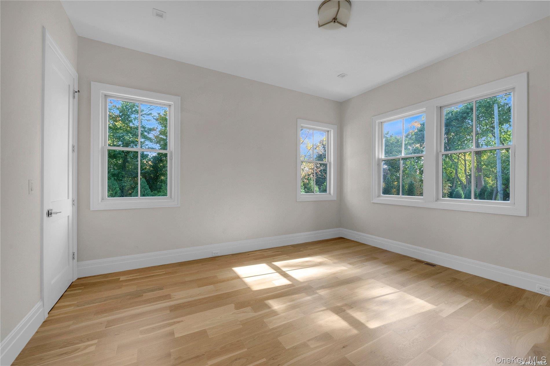 38 Cow Neck Road Property Photo 16