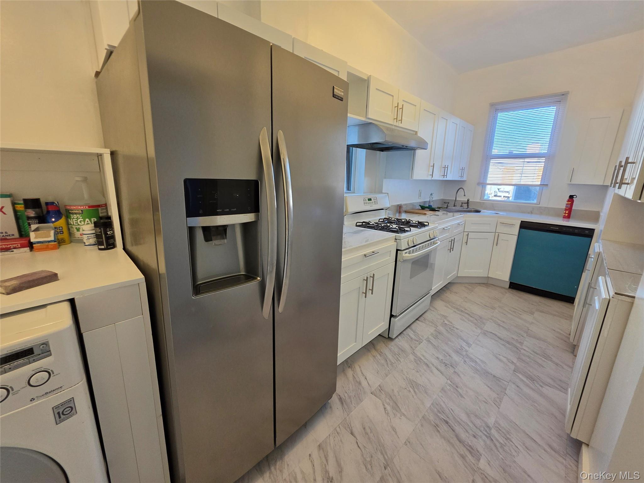 1718 Edison Avenue Property Photo 7