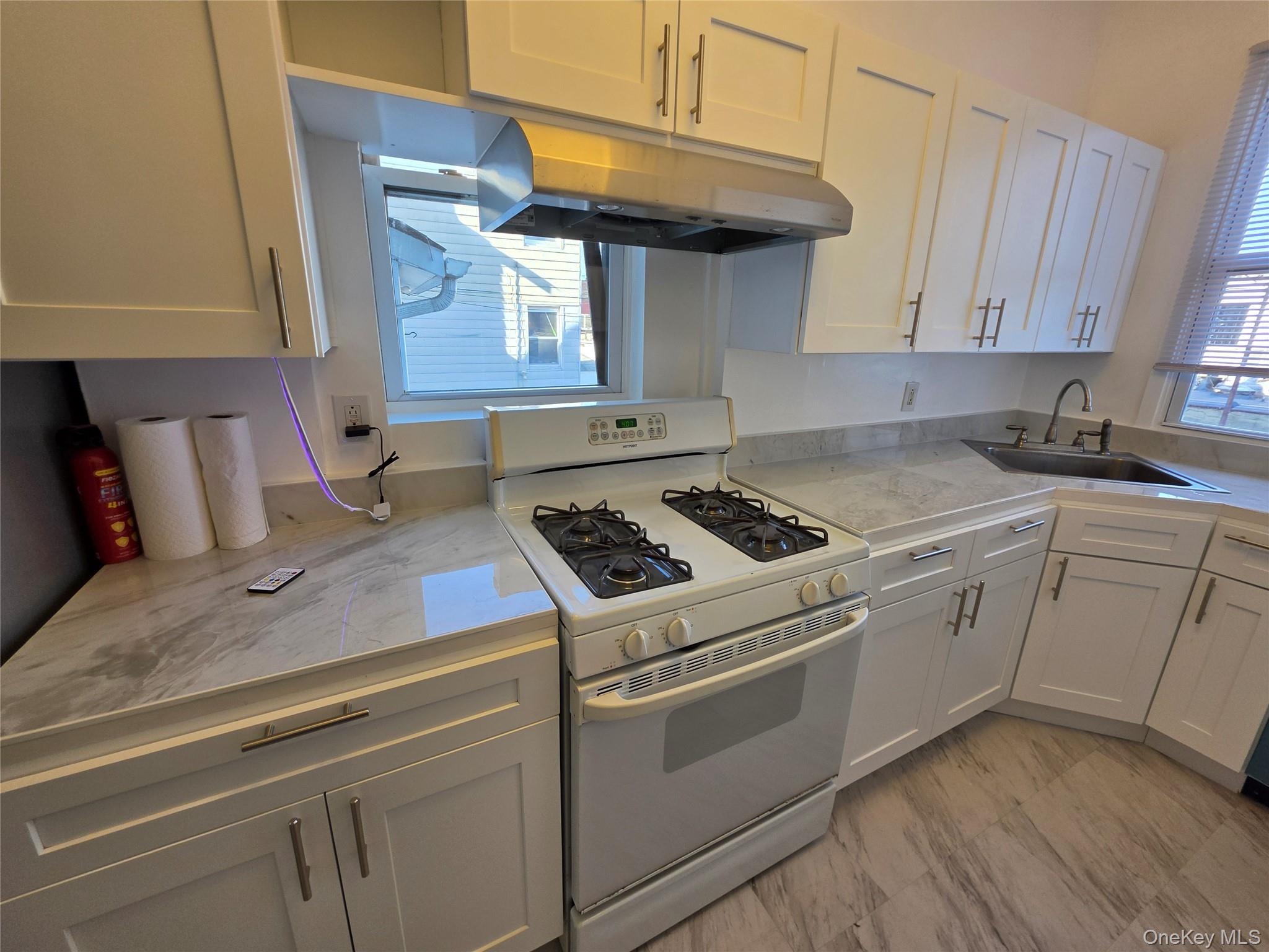 1718 Edison Avenue Property Photo 8