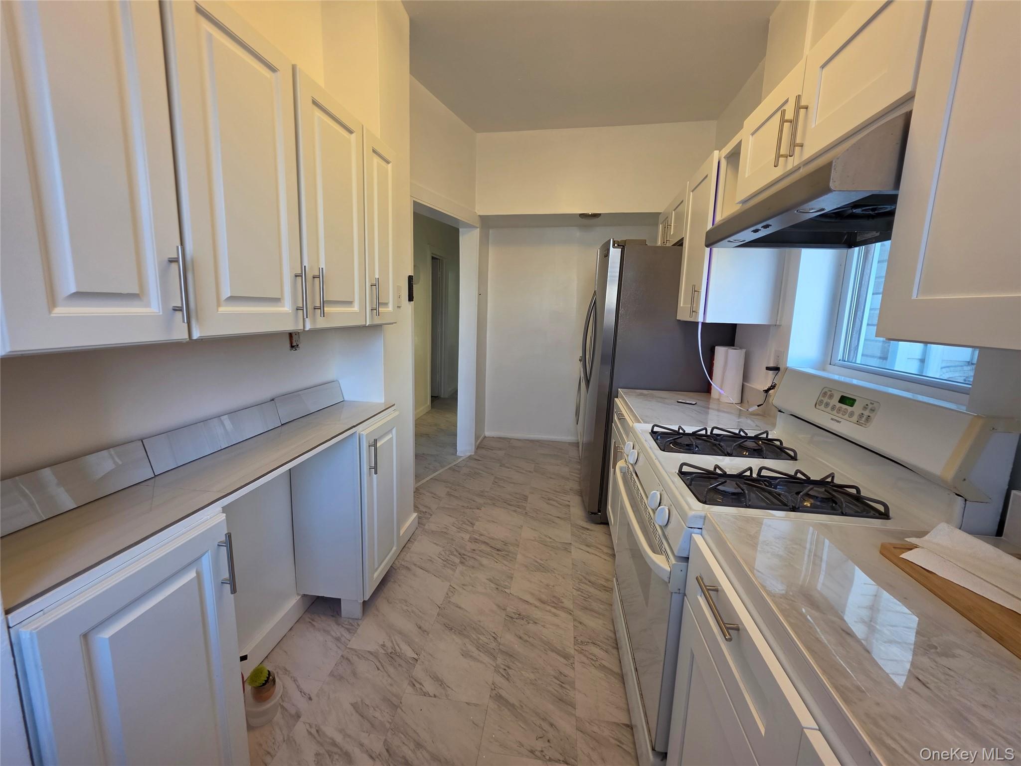 1718 Edison Avenue Property Photo 11