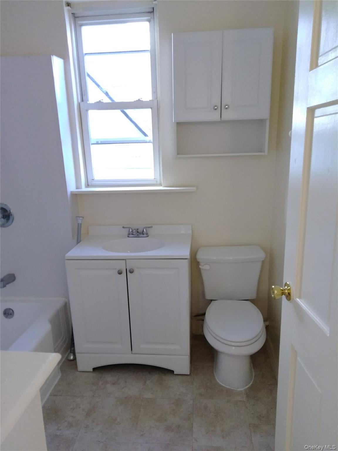 1718 Edison Avenue Property Photo 17