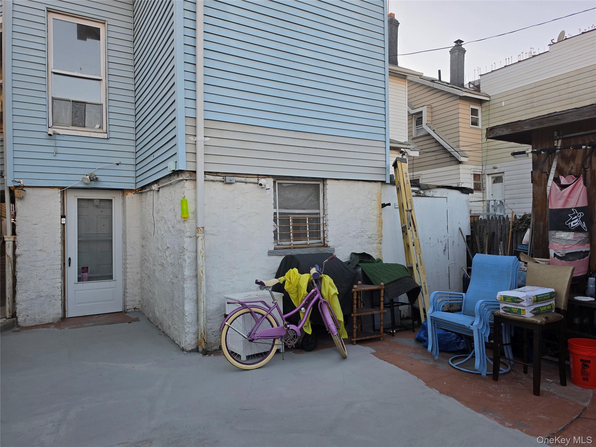 1718 Edison Avenue Property Photo 40