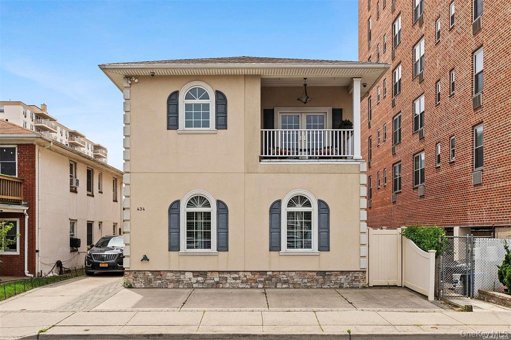 434 E Broadway A Property Photo 1