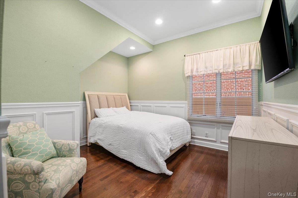 434 E Broadway A Property Photo 12