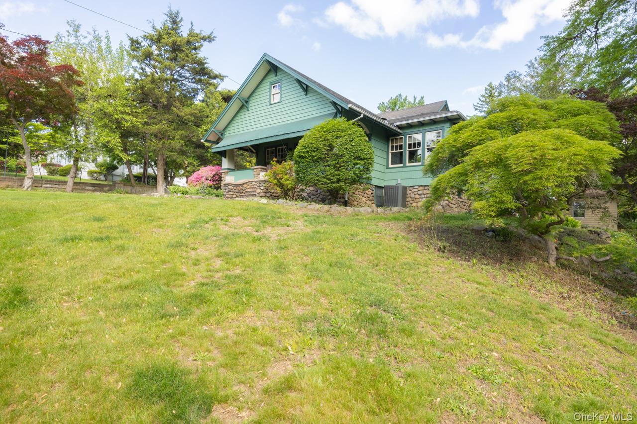 64 Mountainview Avenue Property Photo 2