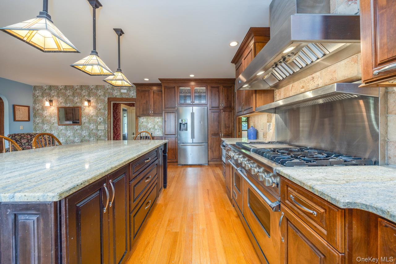 64 Mountainview Avenue Property Photo 12
