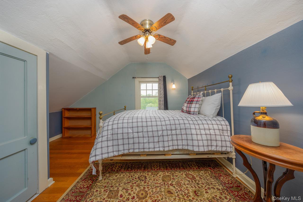64 Mountainview Avenue Property Photo 19