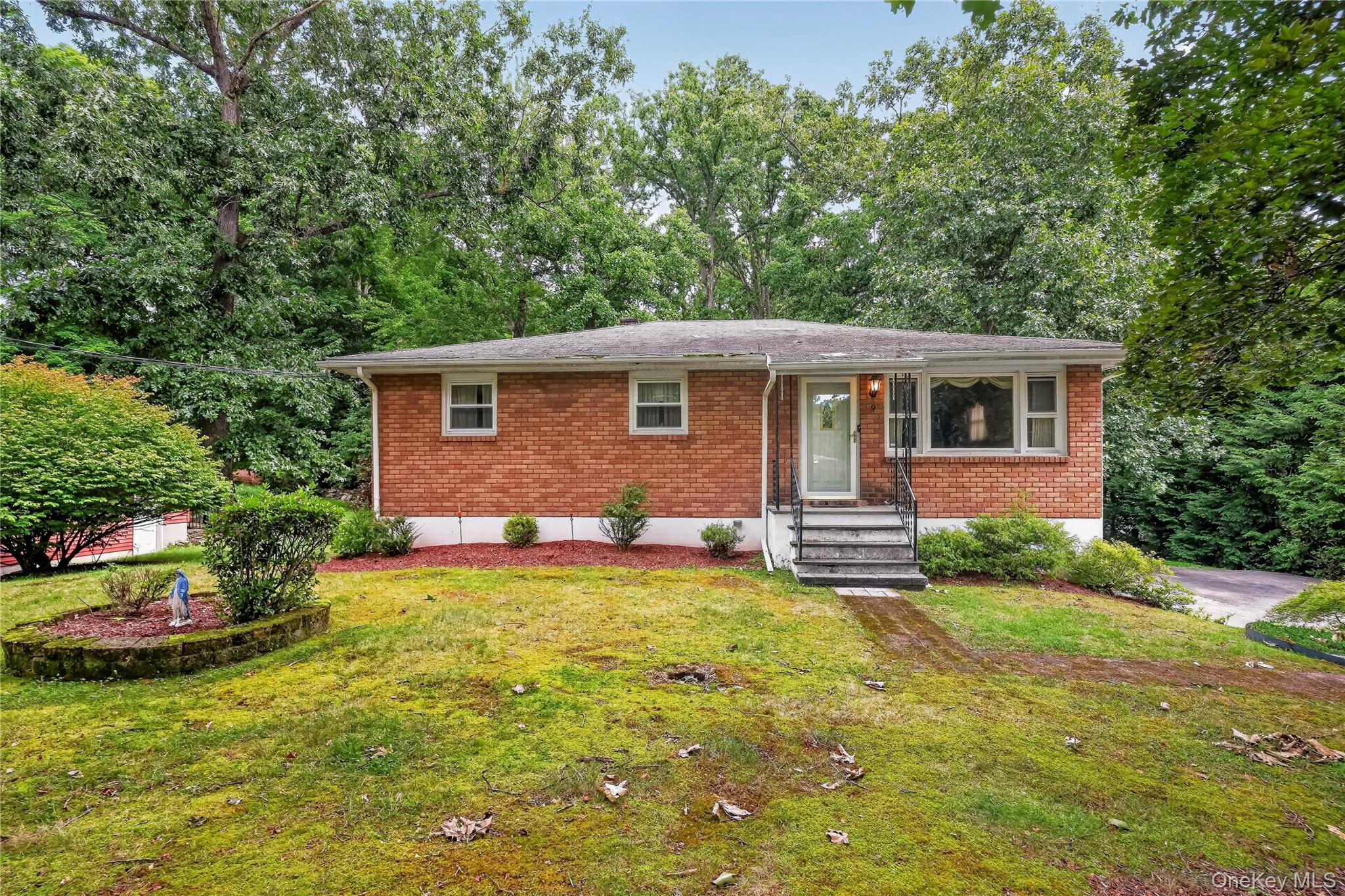 9 Archery Road Property Photo 1