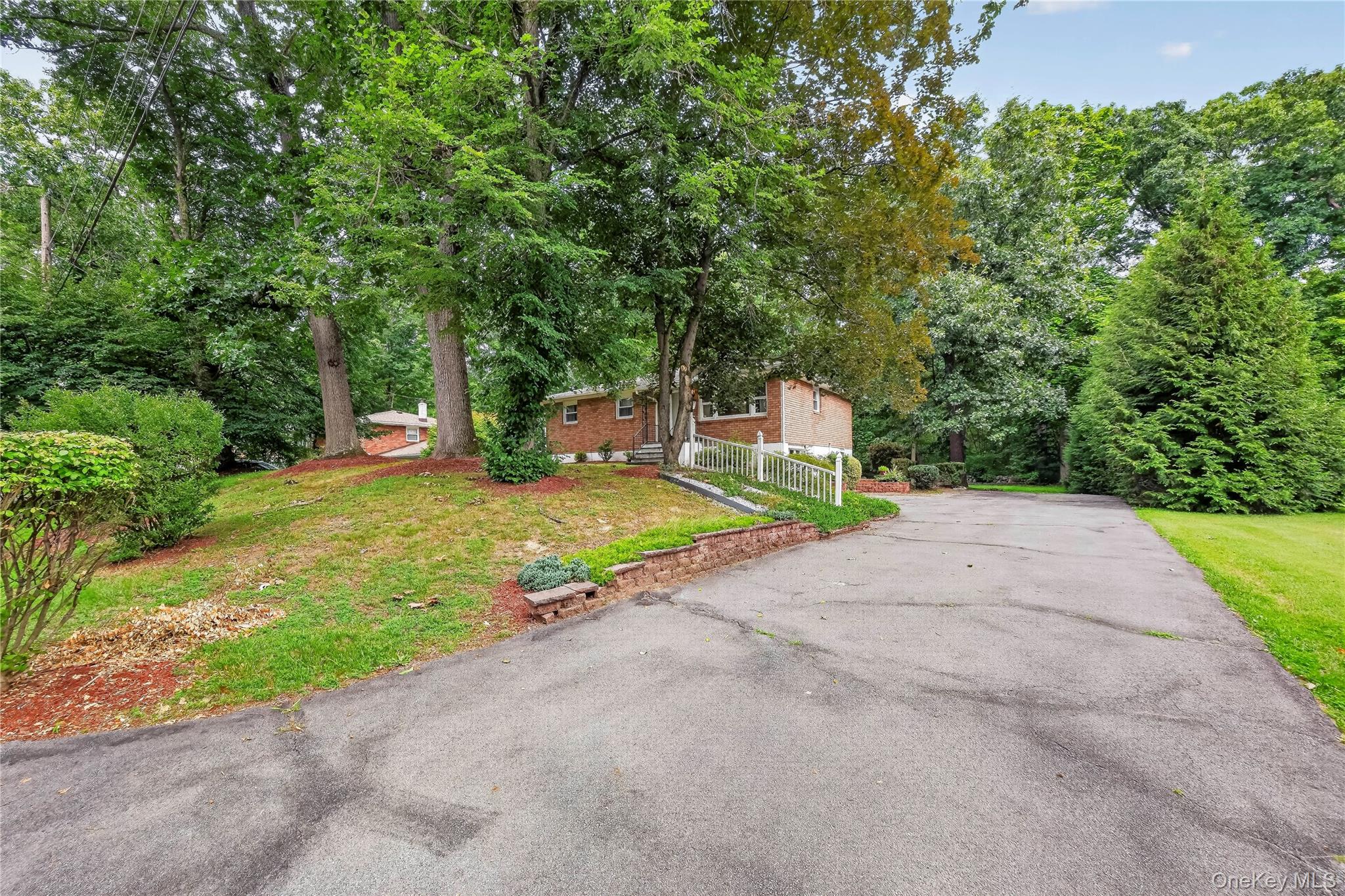 9 Archery Road Property Photo 6