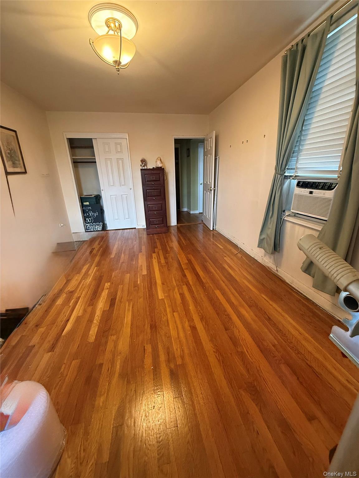 1425 Thieriot Avenue 6m Property Photo 5