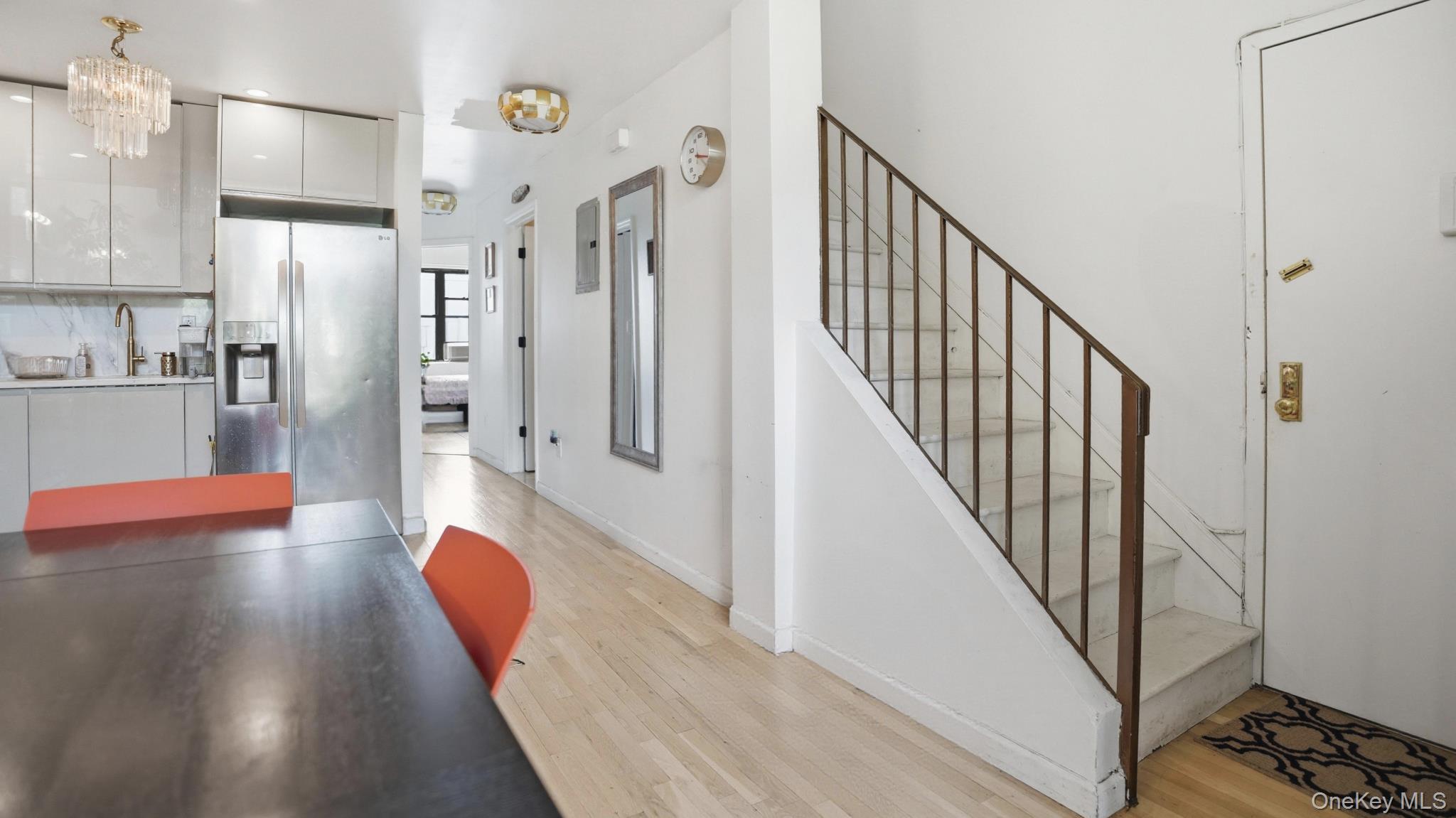 253 Cornelia Street Property Photo 4